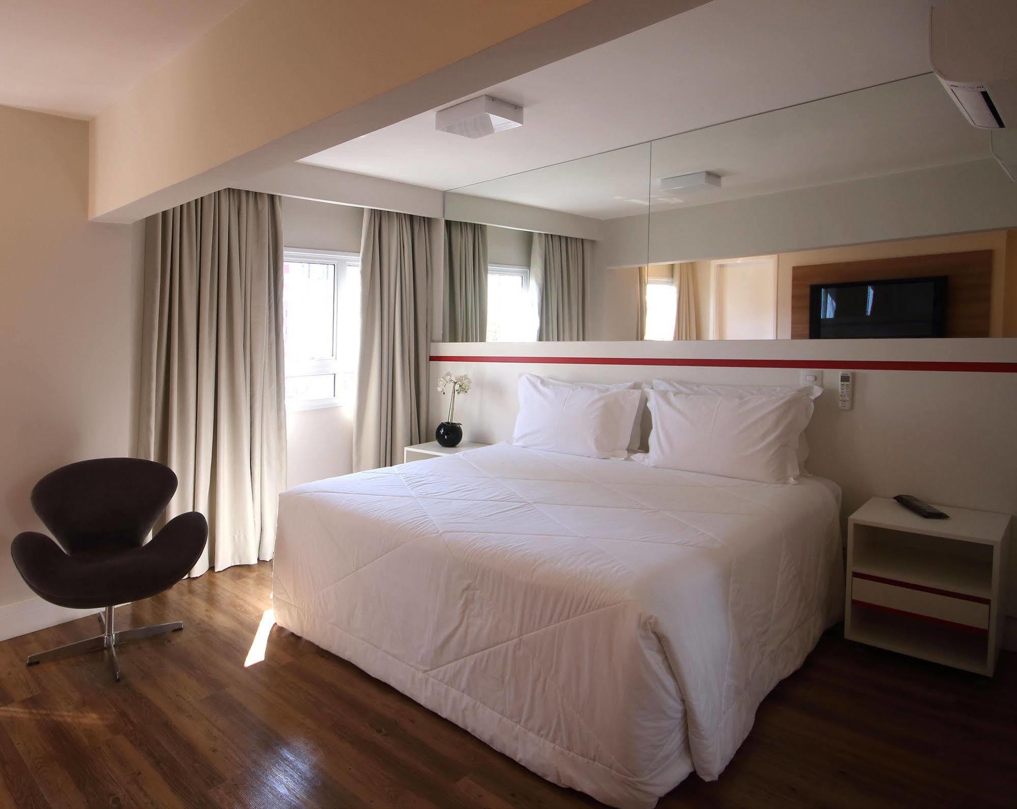 Ez Aclimacao Hotel San Paolo Esterno foto